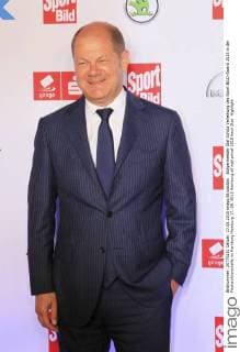 Bürgermeister Olaf Scholz Verleihung des Sport BILD-Award 2015 in der Fischauktionshalle im Hamburg Hamburg 17. 08. 2015 Hamburg