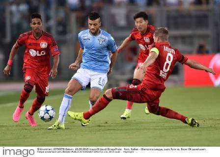 Rom, Italien - Champions League, Lazio Rom vs. Bayer 04 Leverkusen: Felipe Anderson-Lars Bender 