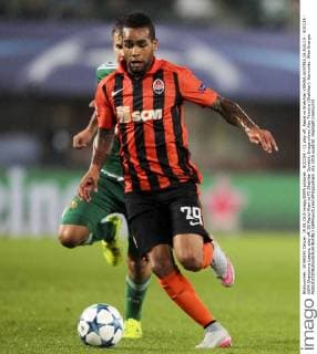 SOCCER - CL play off, Rapid vs Shakhtar VIENNA,AUSTRIA,19.AUG.15 - SOCCER - UEFA Champions League, play off, SK Rapid Wien vs FC Shakhtar Donetsk. Image shows Alex Teixeira (Shakhtar). Keywords: Wien Energie. GEPAxpictures xPhilippxBrem