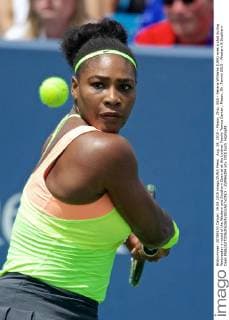 Aug. 19, 2015 - Mason, Ohio, USA - Serena Williams (USA) eyes a shot during Wednesday s round of the Western and Southern Open at at the Lindner Family Tennis Center , Mason, Oh. Tennis 2015 - Western & Southern Open - ZUMAs304