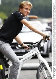Motorsports: FIA Formula One World Championship WM Weltmeisterschaft 2015, Grand Prix of Belgium, 6 Nico Rosberg (GER, Mercedes AMG Petronas Formula One Team), xHOCHxZWEIx