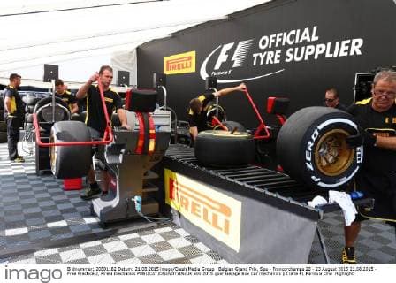 Belgian Grand Prix, Spa - Francorchamps 20 - 23 August 2015 21.08.2015 - Free Practice 2, Pirelli mechanics 