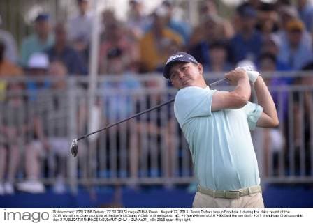 August 22, 2015: Jason Dufner tees off on hole 1 during the third round of the 2015 Wyndham Championship at Sedgefield Country Club in Greensboro, NC. PJ Ward-Brown CSM PGA Golf Herren Golf: 2015 Wyndham Championship day 3 - ZUMAc04_