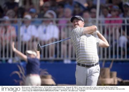 August 22, 2015: Jerry Kelly tees off on hole 1 during the third round of the 2015 Wyndham Championship at Sedgefield Country Club in Greensboro, NC. PJ Ward-Brown CSM PGA Golf Herren Golf: 2015 Wyndham Championship round 3 Aug 22 - ZUMAc04_