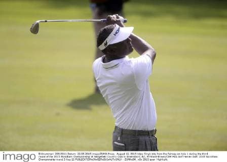 August 22, 2015:Vijay Singh hits from the fairway on hole 1 during the third round of the 2015 Wyndham Championship at Sedgefield Country Club in Greensboro, NC. PJ Ward-Brown CSM PGA Golf Herren Golf: 2015 Wyndham Championship round 3 Aug 22 - ZUMAc04_