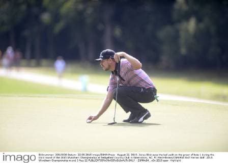 August 22, 2015: Jonas Blixt eyes the ball path on the green of hole 1 during the third round of the 2015 Wyndham Championship at Sedgefield Country Club in Greensboro, NC. PJ Ward-Brown CSM PGA Golf Herren Golf: 2015 Wyndham Championship round 3 Aug 22 - ZUMAc04_