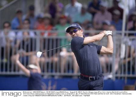August 22, 2015: Camilo Villegas tees off on hole 1 during the third round of the 2015 Wyndham Championship at Sedgefield Country Club in Greensboro, NC. PJ Ward-Brown CSM PGA Golf Herren Golf: 2015 Wyndham Championship round 3 Aug 22 - ZUMAc04_