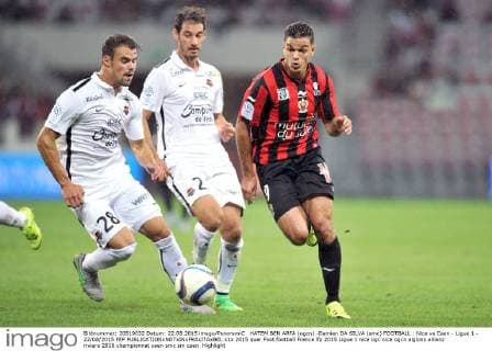 HATEM BEN ARFA (ogcn) -Damien DA SILVA (smc) FOOTBALL : Nice vs Caen - Ligue 1 - 22 08 2015 FEP 