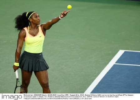 August 22nd, 2015: Serena Williams (USA) serves during the semifinal of The Western & Southern Open in Mason, OH. Williams defeated Elina Svitolina (Ukraine) 6-4, 6-3. TENNIS: AUG 22 Western & Southern Open Icon150822013 EDITORIAL USE ONLY