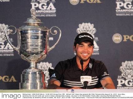 Aktuell Golf, Jason Day gewinnt die PGA Championship August 16, 2015: Jason Day, shooting the only 20-under par score in major championship history, sits next to the Wanamaker Trophy after clinching the PGA Golf Herren Championship at Whistling Straits in Kohler, WI. GOLF: AUG 16 PGA - PGA Championship - Final Round Icon150816027 EDITORIAL USE ONLY