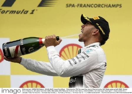 Motorsports: FIA Formula One World Championship WM Weltmeisterschaft 2015, Grand Prix of Belgium, 44 Lewis Hamilton (GBR, Mercedes AMG Petronas Formula One Team), xHOCHxZWEIx