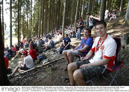 Motorsports: FIA Formula One World Championship WM Weltmeisterschaft 2015, Grand Prix of Belgium, fans xHOCHxZWEIx