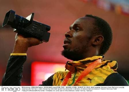 BEIJING, CHINA. AUGUST 24, 2015. Gold medalist, Jamaica s Usain Bolt at an awards ceremony for the men s 100m final at the 15th IAAF World Championships in Athletics, at Beijing National Stadium. Vladimir Smirnov TASS  TS00B303