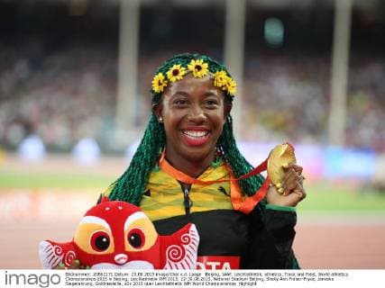 Beijing, IAAF, Leichtathletik, athletics, Track and Field, World athletics Championships 2015 in Beijing, Leichtathletik WM 2015, 22-30.08.2015, National Stadium Beijing, Shelly Ann Fraser-Pryce, Jamaika Siegerehrung, Goldmedaille,