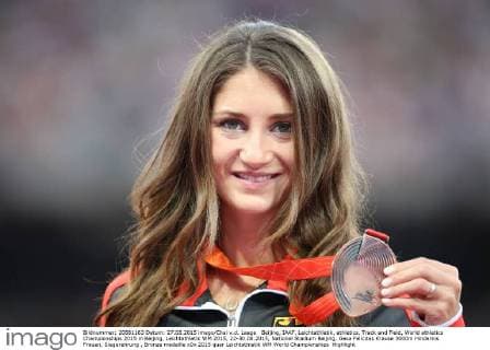 Beijing, IAAF, Leichtathletik, athletics, Track and Field, World athletics Championships 2015 in Beijing, Leichtathletik WM 2015, 22-30.08.2015, National Stadium Beijing, Gesa Felicitas Krause 3000m Hindernis Frauen, Siegerehrung , Bronze medaille