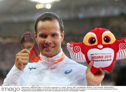 Beijing, IAAF, Leichtathletik, athletics, Track and Field, World athletics Championships 2015 in Beijing, Leichtathletik WM 2015, 22-30.08.2015, National Stadium Beijing, Tero Pitkämäki, Finnland Speerwerfen Männe; Siegerehrung, Bronzemedaille