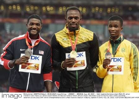 (150828) -- BEIJING, Aug. 28, 2015 -- Gold medalist Jamaica s Usain Bolt (C), silver medalist Justin Gatlin (L) of the United States and bronze medalist South Africa s Anaso Jobodwana pose during the men s 200m awarding ceremony at the 2015 IAAF World Championships at Bird s Nest National Stadium in Bejing, capital of China, Aug. 28, 2015. ) (SP)CHINA-BEIJING-IAAF WORLD CHAMPIONSHIPS-MEN S 200M AWARDING CEREMONY (CN) GongxLei 