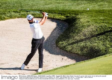 August 28, 2015: Adam Scott hits out of a green side bunker at 11 during the second round of The Barclays at Plainfield Country Club in Edison, NJ. GOLF: AUG 28 PGA Golf Herren - The Barclays - Second Round Icon150828002 EDITORIAL USE ONLY