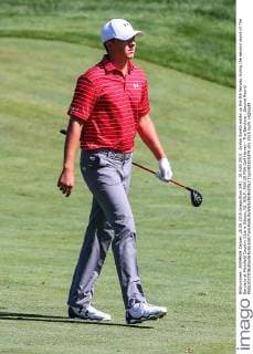 28 AUG 2015: Jordan Spieth walks up the 9th fairway during the second round of The Barclays at Plainfield Country Club in Edison, NJ. GOLF: AUG 28 PGA Golf Herren - The Barclays - Second Round Icon082815379 EDITORIAL USE ONLY