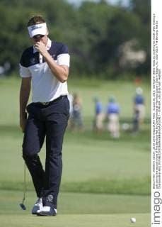 August 28, 2015: Ian Poulter (ENG) reacts by covering his mouth after missing a putt during the second round of The Barclays Fed Ex Championship at Plainfield Country Club in Edison, NJ. GOLF 2015: The Barclays Fed Ex Championship AUG 28 - ZUMAc04_