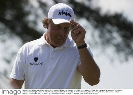 August 29, 2015: Phil Mickelson (USA) tips his cap after sinking a putt on the second hole during the third round of The Barclays Fed Ex Championship at Plainfield Country Club in Edison, NJ. GOLF 2015: The Barclays Fed Ex Championship AUG 29 - ZUMAc04_