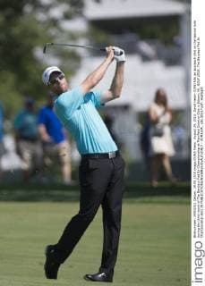 August 29, 2015: David Hearn (CAN) hits an approach shot on the second hole during the third round of The Barclays Fed Ex Championship at Plainfield Country Club in Edison, NJ. GOLF 2015: The Barclays Fed Ex Championship AUG 29 - ZUMAc04_