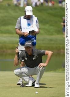 August 29, 2015: Webb Simpson (USA) measures his putt on the 3rd green during the third round of The Barclays Fed Ex Championship at Plainfield Country Club in Edison, NJ. GOLF 2015: The Barclays Fed Ex Championship AUG 29 - ZUMAc04_