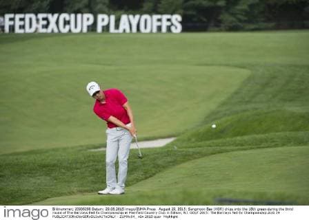 August 29, 2015: Sangmoon Bae (KOR) chips onto the 18th green during the third round of The Barclays Fed Ex Championship at Plainfield Country Club in Edison, NJ. GOLF 2015: The Barclays Fed Ex Championship AUG 29 - ZUMAc04_