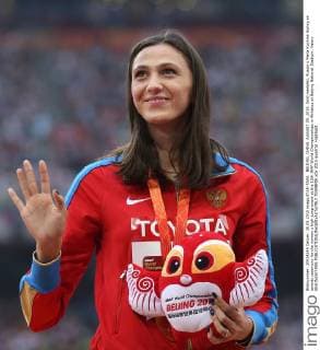 BEIJING, CHINA. AUGUST 30, 2015. Gold medalist, Russia s Maria Kuchina during an awards ceremony for the women s high jump event at the 15th IAAF World Championships in Athletics at Beijing National Stadium. Valery Sharifulin TASS  TS00BF0E