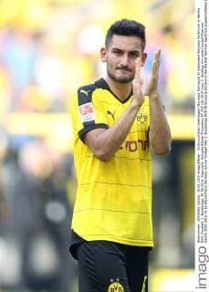 Dortmund Ilkay Guendogan (Borussia Dortmund 8) klatschend Borussia Dortmund vs Hertha BSC, Fussball, 1. Bundesliga, 30.08.2015, Copyright: Schueler Eibner-Pressefoto EP_JSE