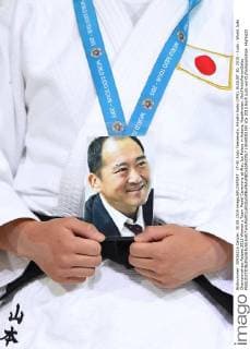 (T-B) Anzu Yamamoto, Hitoshi Saito (JPN), AUGUST 30, 2015 - Judo : World Judo Championships Astana 2015 Women s Team Medal Ceremony at Alau Ice Palace in Astana, Kazakhstan. NoxThirdxPartyxSales  (dlra009159)
