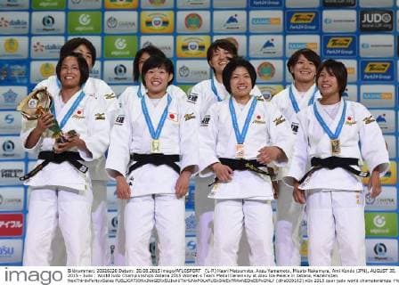 (L-R) Kaori Matsumoto, Anzu Yamamoto, Misato Nakamura, Ami Kondo (JPN), AUGUST 30, 2015 - Judo : World Judo Championships Astana 2015 Women s Team Medal Ceremony at Alau Ice Palace in Astana, Kazakhstan. NoxThirdxPartyxSales  (dlra009163)