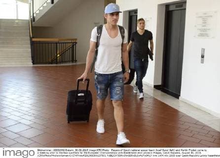 Players of Czech national soccer team Josef Sural (left) and Martin Frydek come to a meeting prior to the two qualifiers for the European Championships with Kazakhstan and Latvia in Prague, Czech Republic, August 30, 2015. (CTKxPhoto MichalxKamaryt) CTKPhotoP201508300237501  kmt 14 K