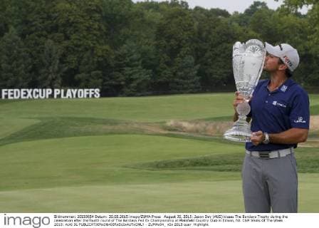 August 30, 2015: Jason Day (AUS) kisses The Barclays Trophy during the celebration after the fourth round of The Barclays Fed Ex Championship at Plainfield Country Club in Edison, NJ. CSM Shots Of The Week 2015: AUG 31 - ZUMAc04_