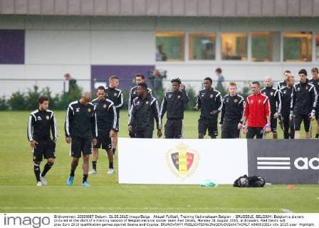 Aktuell Fußball, Training Nationalteam Belgien - BRUSSELS, BELGIUM: Belgium s players pictured at the start of a training session of Belgian national soccer team Red Devils, Monday 31 August 2015, in Brussels. Red Devils will play Euro 2016 qualification games against Bosnia and Cyprus. BRUNOxFAHY  x04691082x