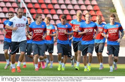Aktuell Fußball, Training Nationalteam Tschechien Czech soccer team pictured during the training in Prague, Czech Republic, August 31, 2015. (CTKxPhoto KaterinaxSulova) CTKPhotoP201508310828201  suk8