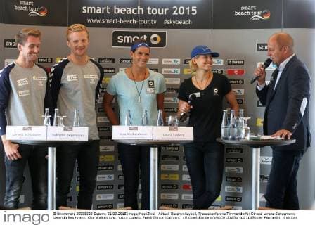 Aktuell Beachvolleyball, Pressekonferenz Timmendorfer Strand Lorenz Schuemann, Valentin Begemann, Kira Walkenhorst, Laura Ludwig, Frank Ehrich (Comtent) xMichaelxKunkelx xHOCHxZWEIx