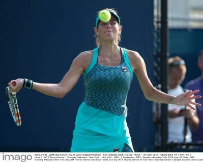 Julia Goerges (GER),Tattoo, Tennis - US Open 2015 - Grand Slam ITF ATP Tennis Herren WTA Tennis Damen - Flushing Meadows - New York - New York - USA - 1 September 2015. Juergen Hasenkopf