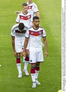 Aktuell Fußball, Training DFB U21 Nationalteam in Norderstedt Norderstedt Jeremy Toljan (Nr. 5, Deutsche Nationalmannschaft) Training am 31.08.2015, Fussball, U21 U 21 Nationalmannschaft, 31.08.15 , Copyright: KOENIG Eibner-Pressefoto EP_FKG