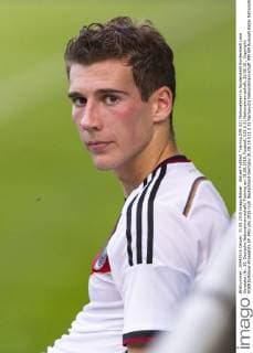 Aktuell Fußball, Training DFB U21 Nationalteam in Norderstedt Norderstedt Leon Goretzka (Nr. 10, Deutsche Nationalmannschaft) Training am 31.08.2015, Fussball, U21 U 21 Nationalmannschaft, 31.08.15 , Copyright: KOENIG Eibner-Pressefoto EP_FKG
