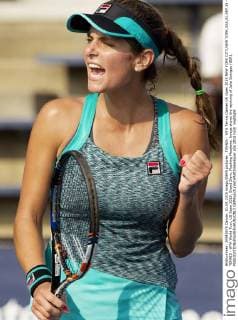 TENNIS - WTA Tennis Damen US Open 2015 NEW YORK CITY,NEW YORK,USA,01.SEP.15 - TENNIS - WTA World Tour, US Open 2015, Grand Slam, Flushing Meadows. Image shows the rejoicing of Julia Goerges (GER). GEPAxpictures xMatthiasxHauer