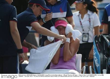 Aktuell Tennis, US Open - Hitze in New York WICKMAYER, Yanina BEL TENNIS : US Open 2015 - 01 09 2015 Photonews Panoramic 