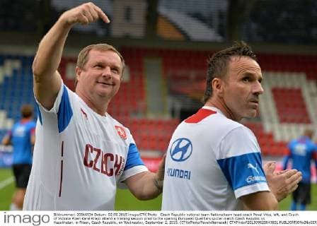 Czech Republic national team Nationalteam head coach Pavel Vrba, left, and Coach of Victoria Plzen Karel Krejci attend a training session prior to the opening European Qualifiers soccer match Czech Republic vs Kazakhstan, in Pilsen, Czech Republic, on Wednesday, September 2, 2015. (CTKxPhoto PavelxNemecek) CTKPhotoP201509020843601  nmc1