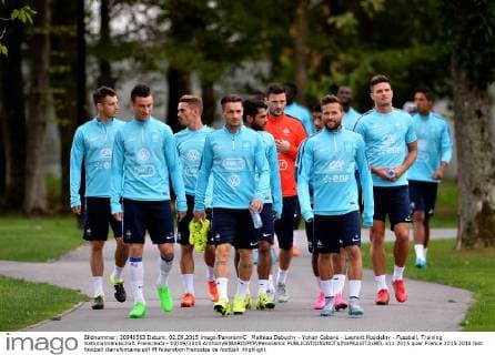 Mathieu Debuchy - Yohan Cabaye - Laurent Koscielny - Fussball, Training Nationalmannschaft Frankreich - 02 09 2015 AnthonyBIBARD FEP Panoramic 