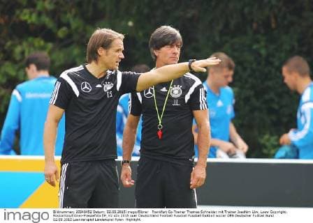 Frankfurt Co-Trainer Thomas Schneider mit Trainer Joachim Löw, Loew Copyright: Roskaritzx Eibner-Pressefoto EP_rrz