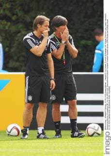 Frankfurt Co-Trainer Thomas Schneider mit Trainer Joachim Löw, Loew Copyright: Roskaritzx Eibner-Pressefoto EP_rrz