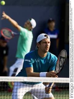 TENNIS - ATP Tennis Herren US Open 2015 NEW YORK CITY,NEW YORK,USA,02.SEP.15 - TENNIS - ATP World Tour, US Open 2015, Grand Slam, Flushing Meadows, doubles. Image shows Philipp Petzschner (GER) and Juergen Melzer (AUT). GEPAxpictures xMatthiasxHauer