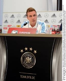 03.09.2015, xhbx, Fussball International, Deutsche Fussball Nationalmannschaft DFB Training und Pressekonferenz, v.l. Mario Goetze (Spieler Deutsche Fussball Nationalmannschaft DFB)