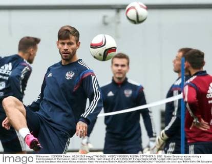 MOSCOW REGION, RUSSIA. SEPTEMBER 3, 2015. Fyodor Smolov practices during a training session of the Russian men s national football team ahead of a UEFA EURO EM Europameisterschaft Fussball 2016 qualifying match against Sweden at the Arena Khimki Stadium. Vasily Ponomarev TASS  TS00CE05
