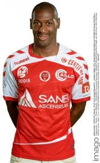 Aktuell Fußball, FRA, Stade Reims Porträttermin FOFANA Mohamed FOOTBALL : Presentation - Reims - Photo Officielle - 03 09 2015 Panoramic Panoramic 